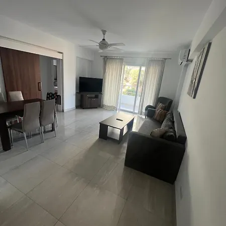 Apartment Brand New Lux Mackenzie Larnaca